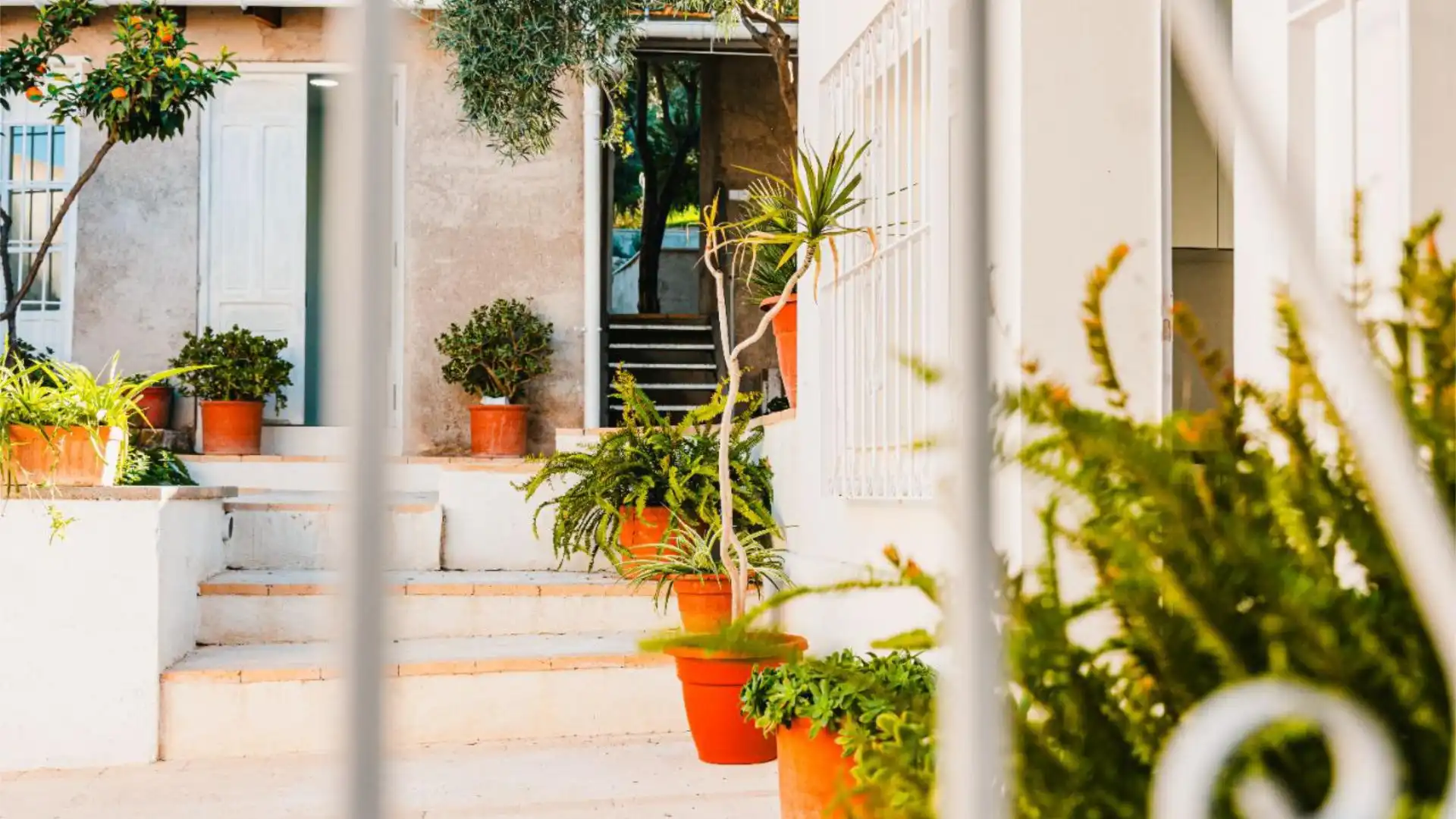 Casa adosada en  Calle Gran Vía 51 - Foto 1