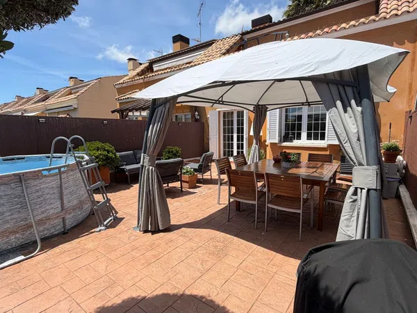 Chalet adosado en Calle de l'Espígol, 1 - Foto 4