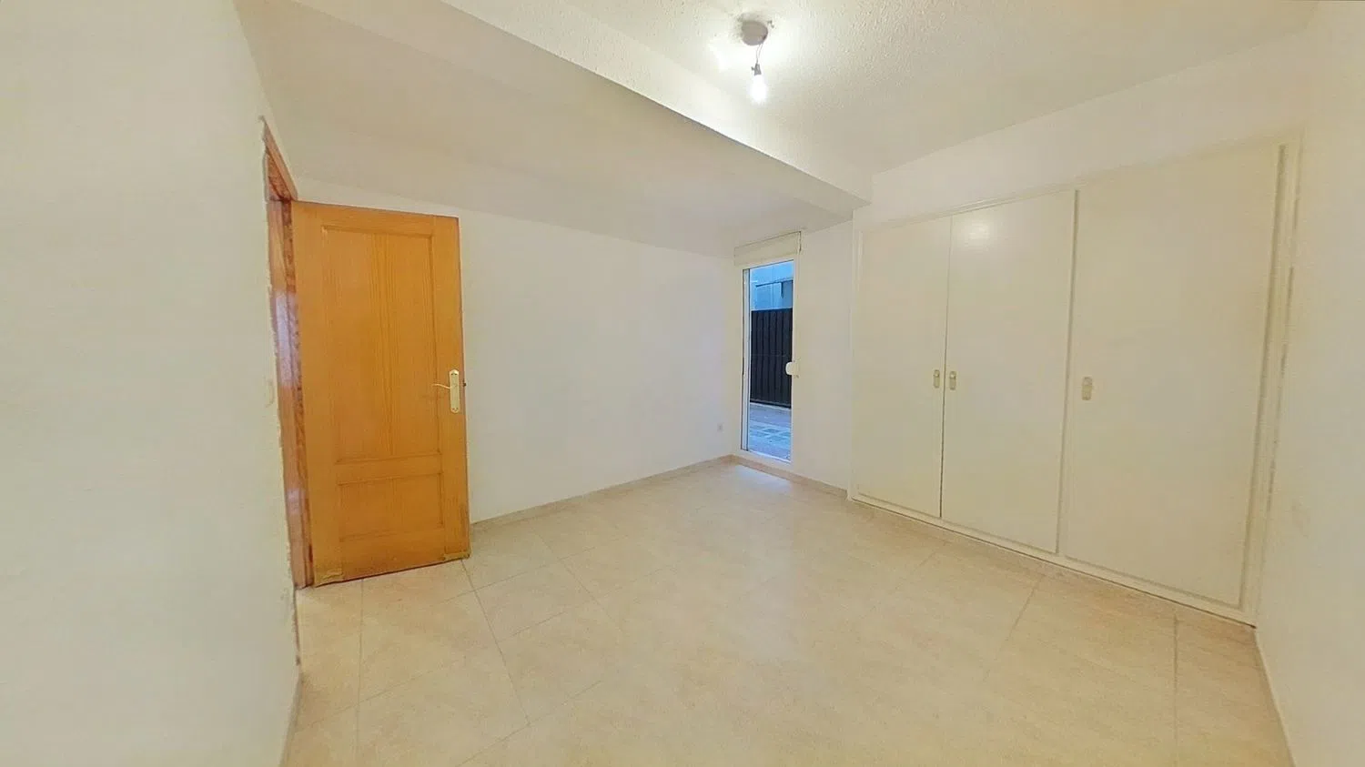 Piso en Barrio Torrefiel - Foto 15