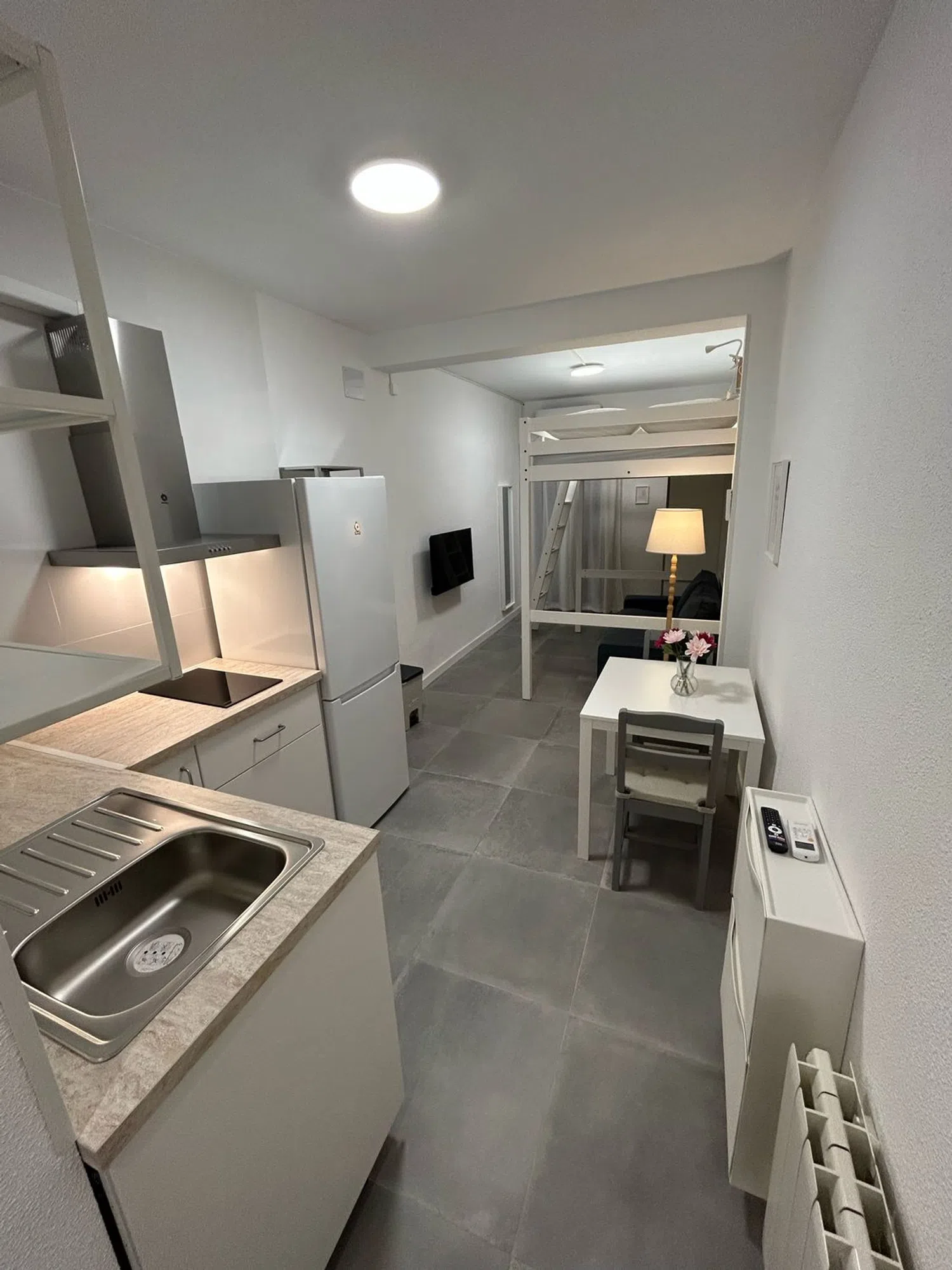 Estudio en calle Fuenlabrada, 11 - Foto 1