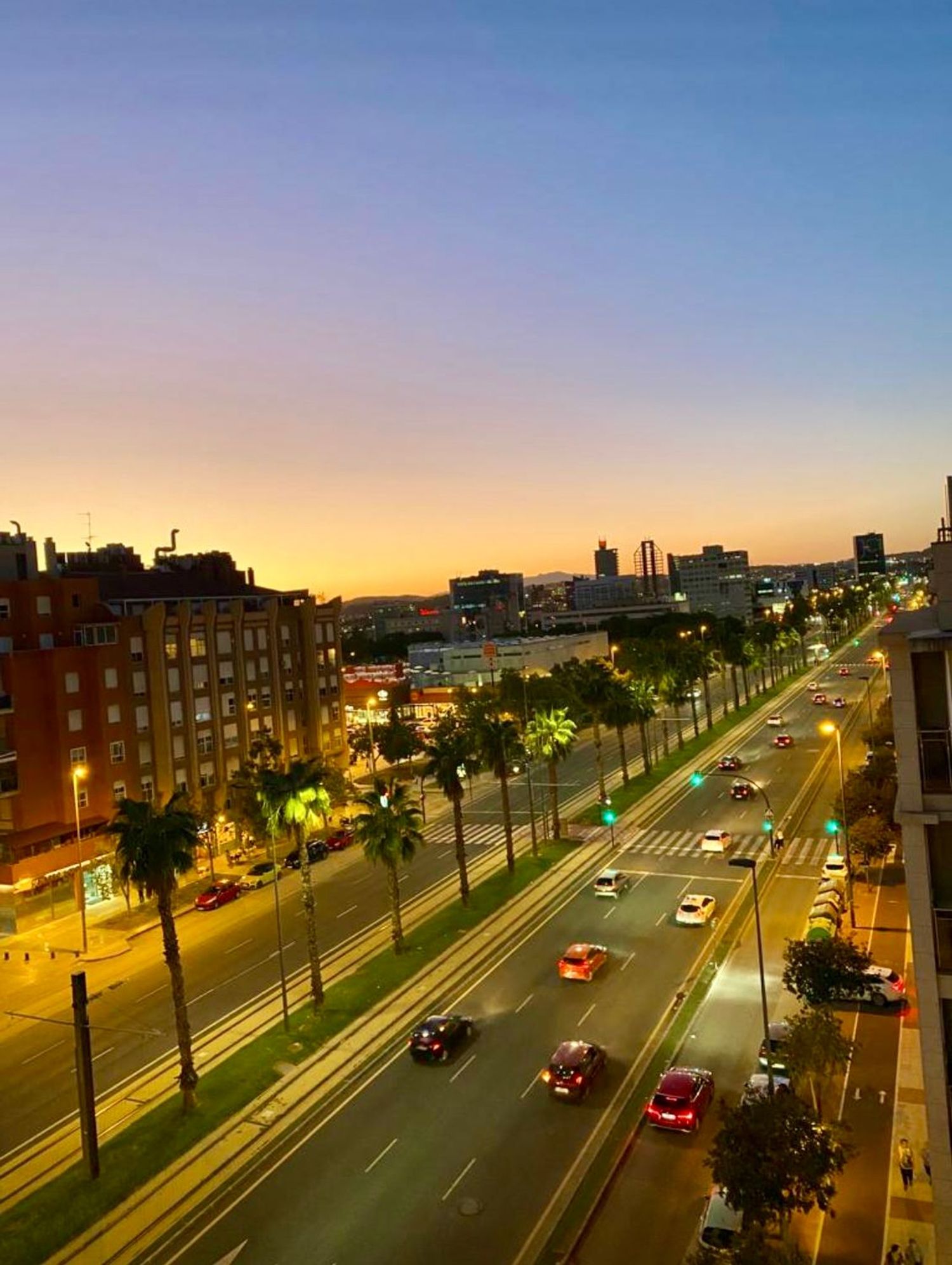 Ático en avenida Juan Carlos I, 64 - Foto 1