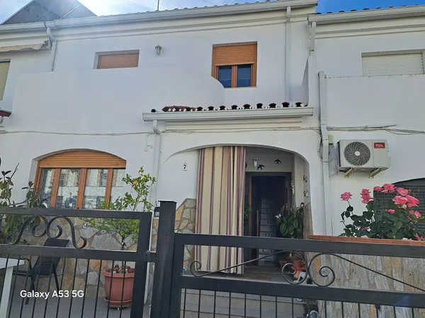 Chalet adosado en Calle Méjico, 7 - Foto 1