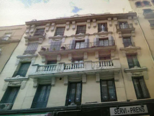 Piso en calle Tortosa, 4