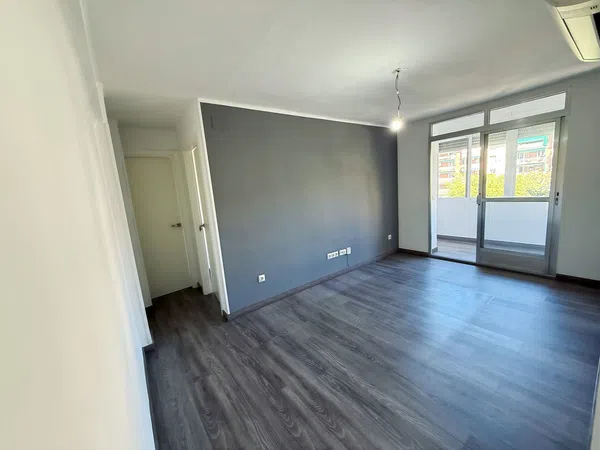 Piso en avenida del Marqués de Corbera, 8 - Foto 4