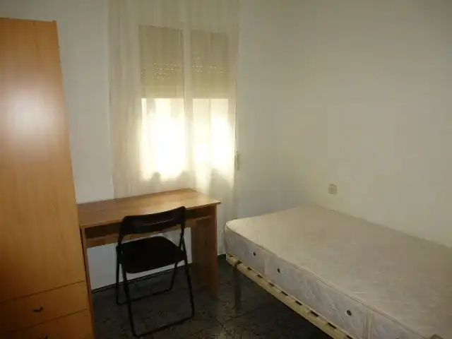 Piso en  Calle Condestable López Dávalos 21 - Foto 6