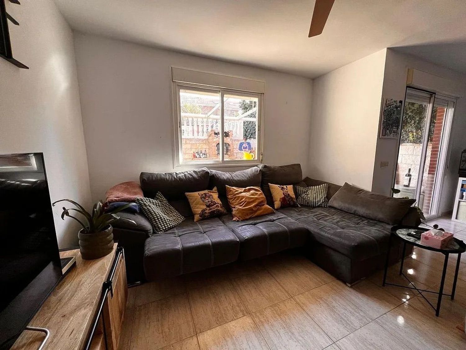 Chalet adosado en calle Lago Como, 23 - Foto 3