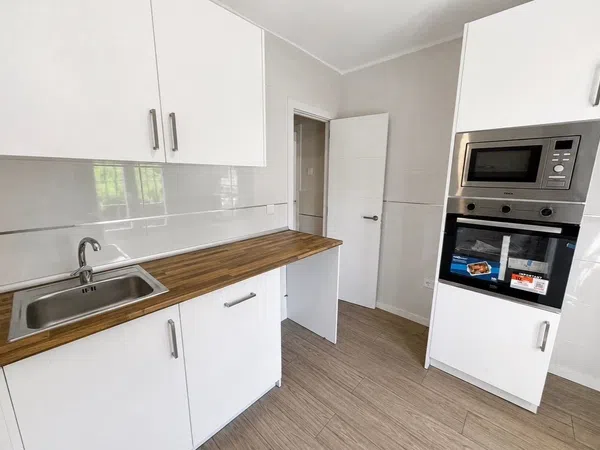 Piso en Calle Tarrasa, 222, Huerta de la Reina - Foto 2