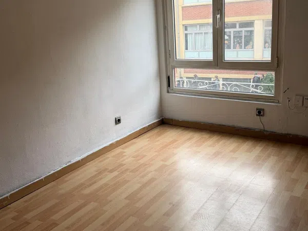 Piso en calle Aureliano San Román, 5 - Foto 2