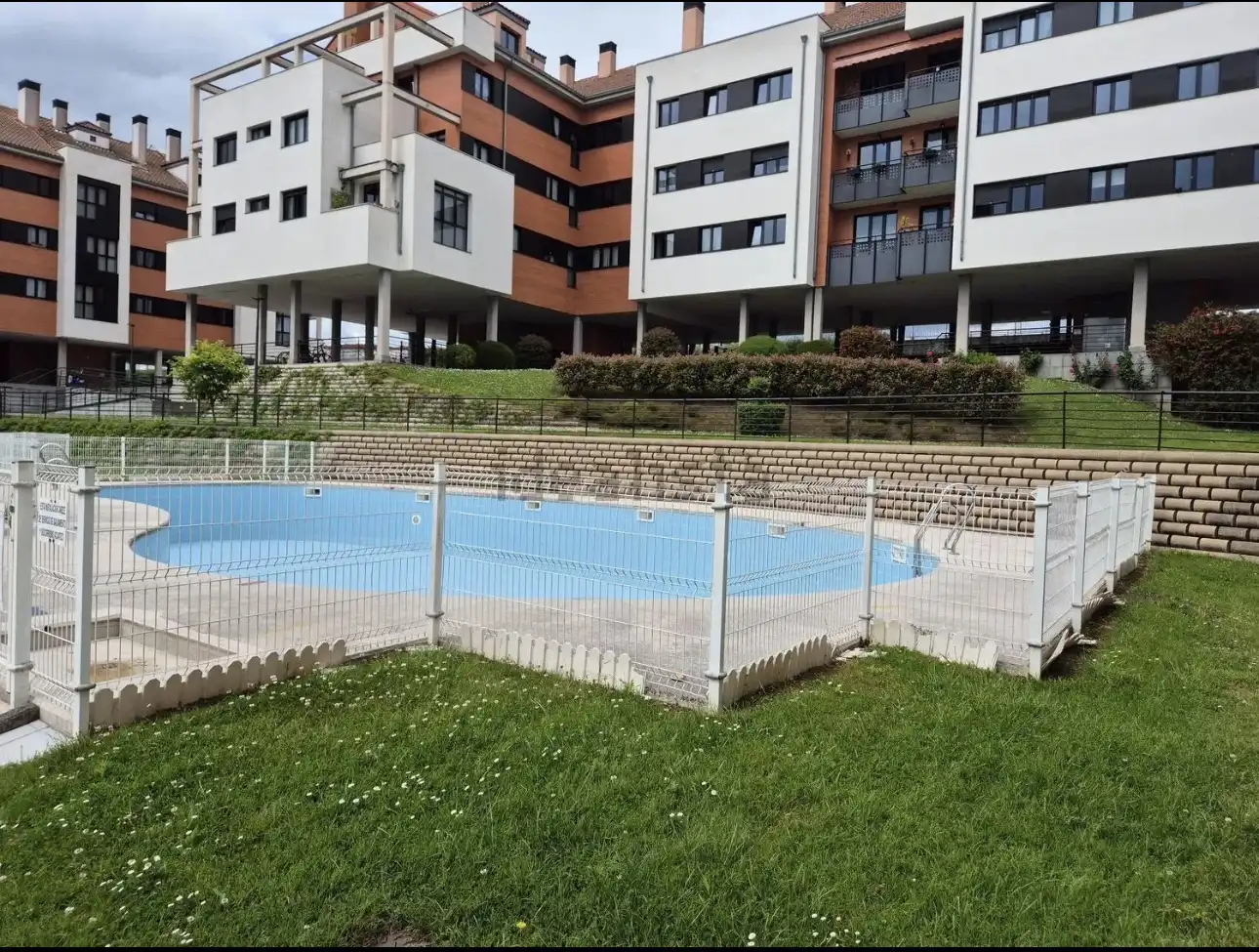 Piso en  Avenida Mar Cantábrico 4A - Foto 3