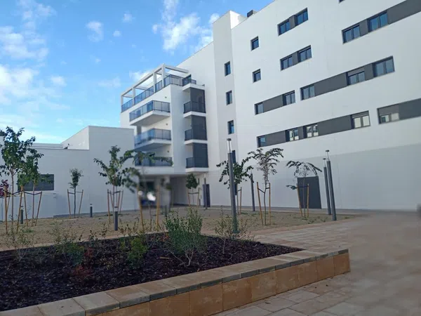 Piso en Isabel de Villena, 1 - Foto 3