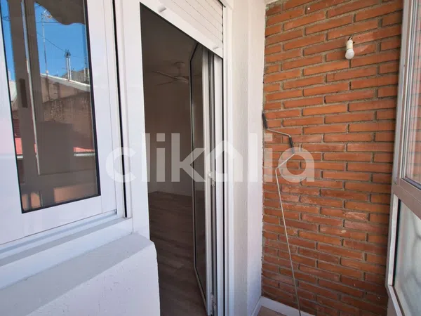 Piso en calle Jazmín - Foto 2