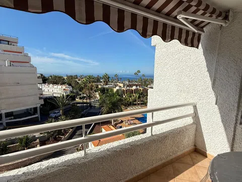 Estudio en avenida de Venezuela, 14