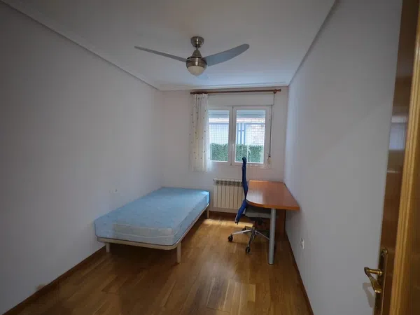 Piso en Barrio La Granja - Foto 13