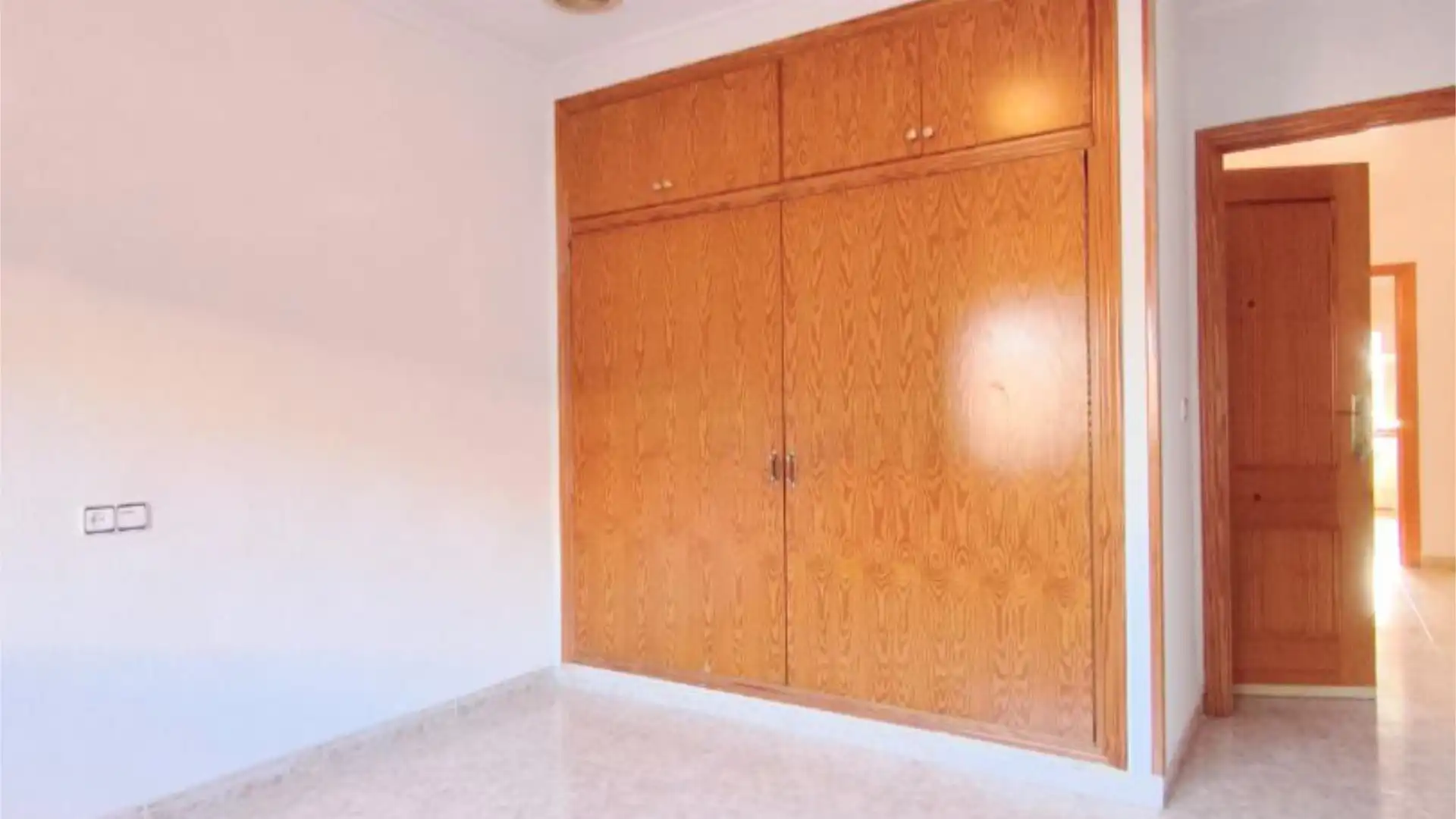 Piso en  Calle Ramón de Campoamor 18 - Foto 5