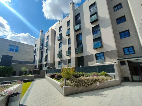 Dúplex en Avenida de los Pirineos - Foto 1