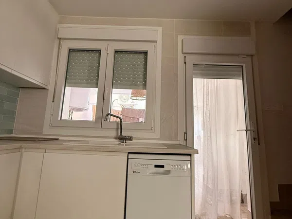 Chalet adosado en Via de Servicio, 17 - Foto 4