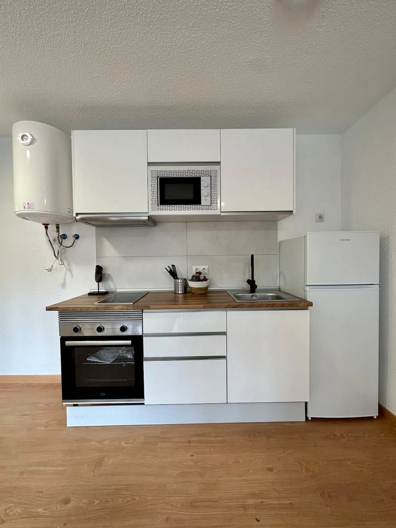 Estudio en calle del General Aranaz, 54 - Foto 9