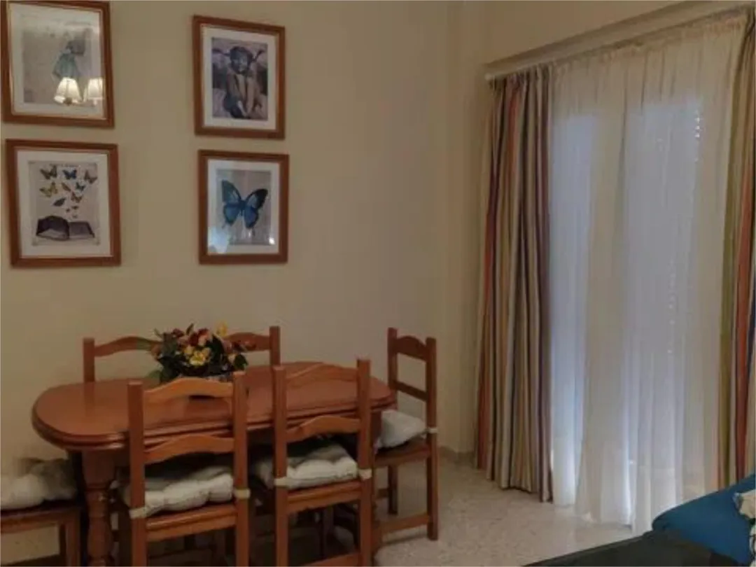 Piso en  Calle Malvaloca 1 - Foto 5