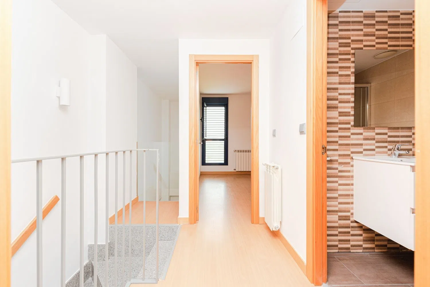 Piso en plaza del Sol - Foto 8