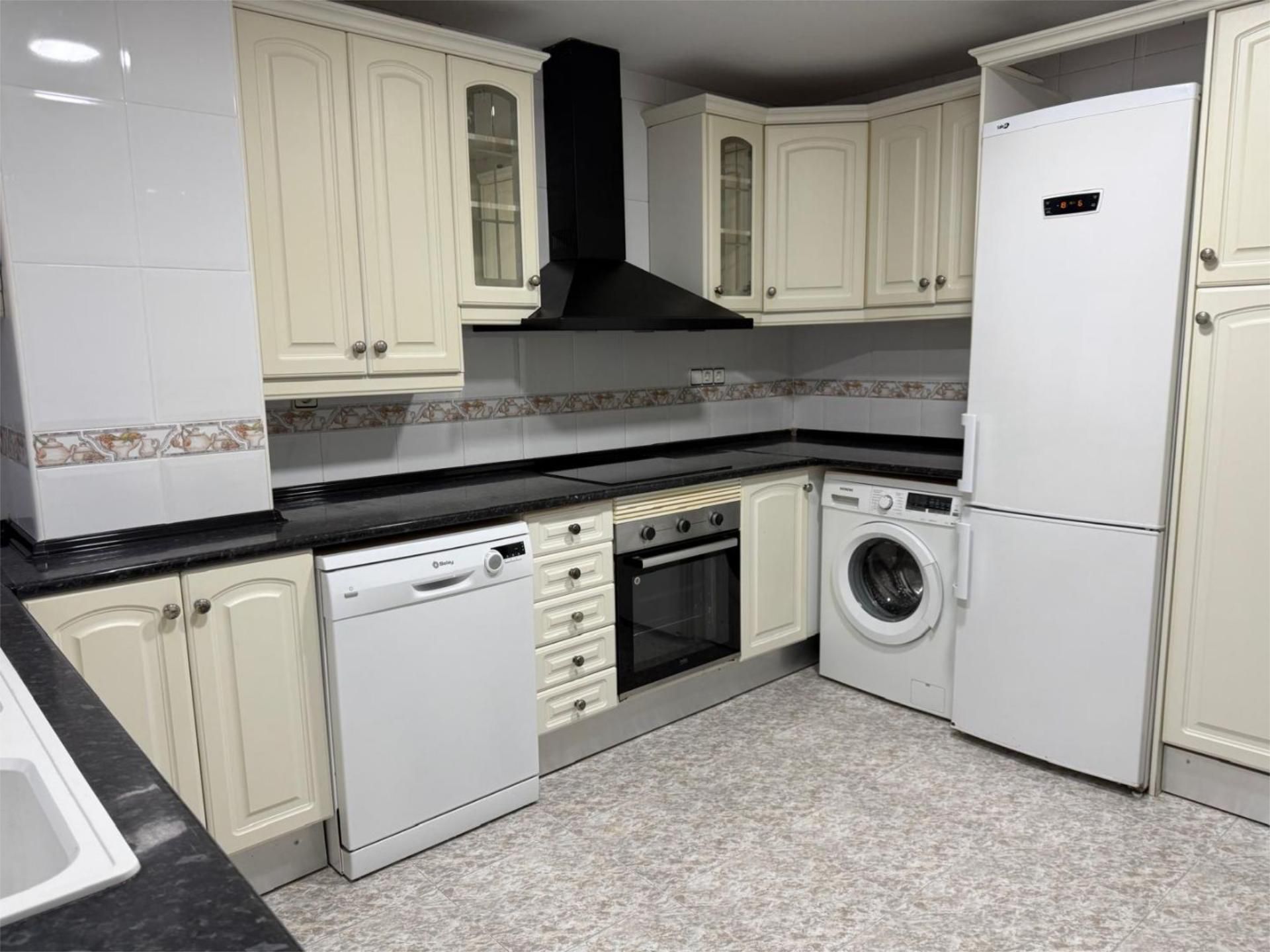 Piso en  Carrer de la Reina 40 - Foto 16