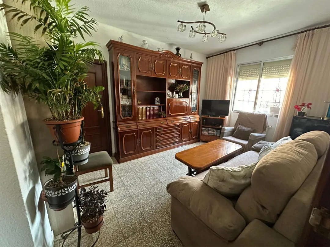 Piso en  Calle de Eduardo Morales 46