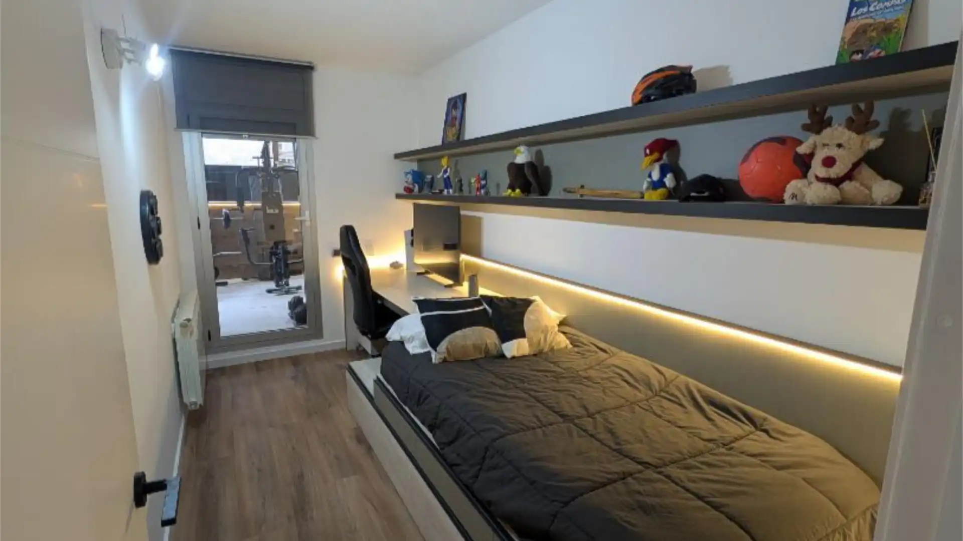 Piso en  Carrer de Miquel Martí i Pol 4 - Foto 21