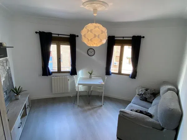 Piso en calle de Barcelona, 42 - Foto 1