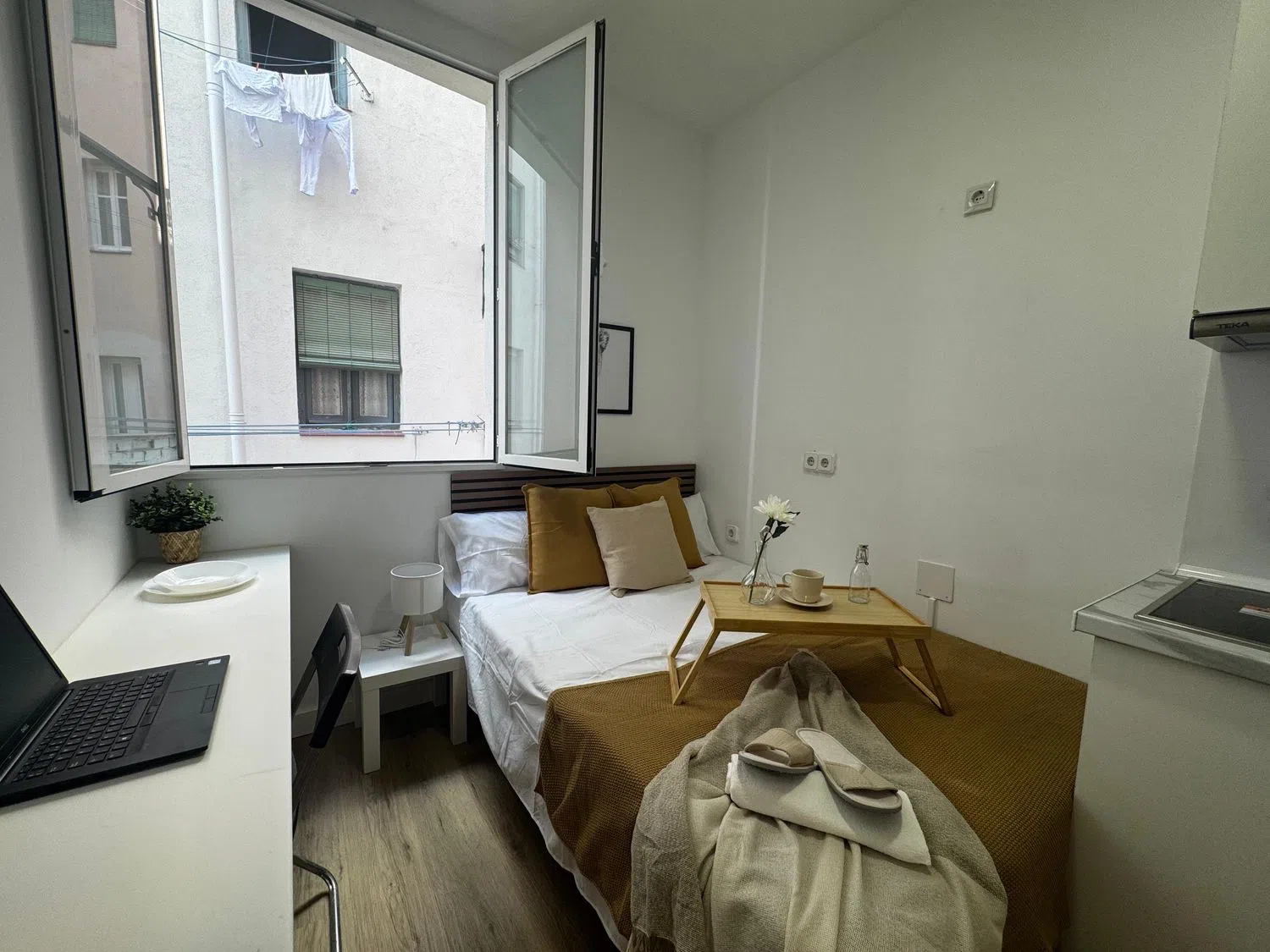 Estudio en calle de Trafalgar, 34 - Foto 3