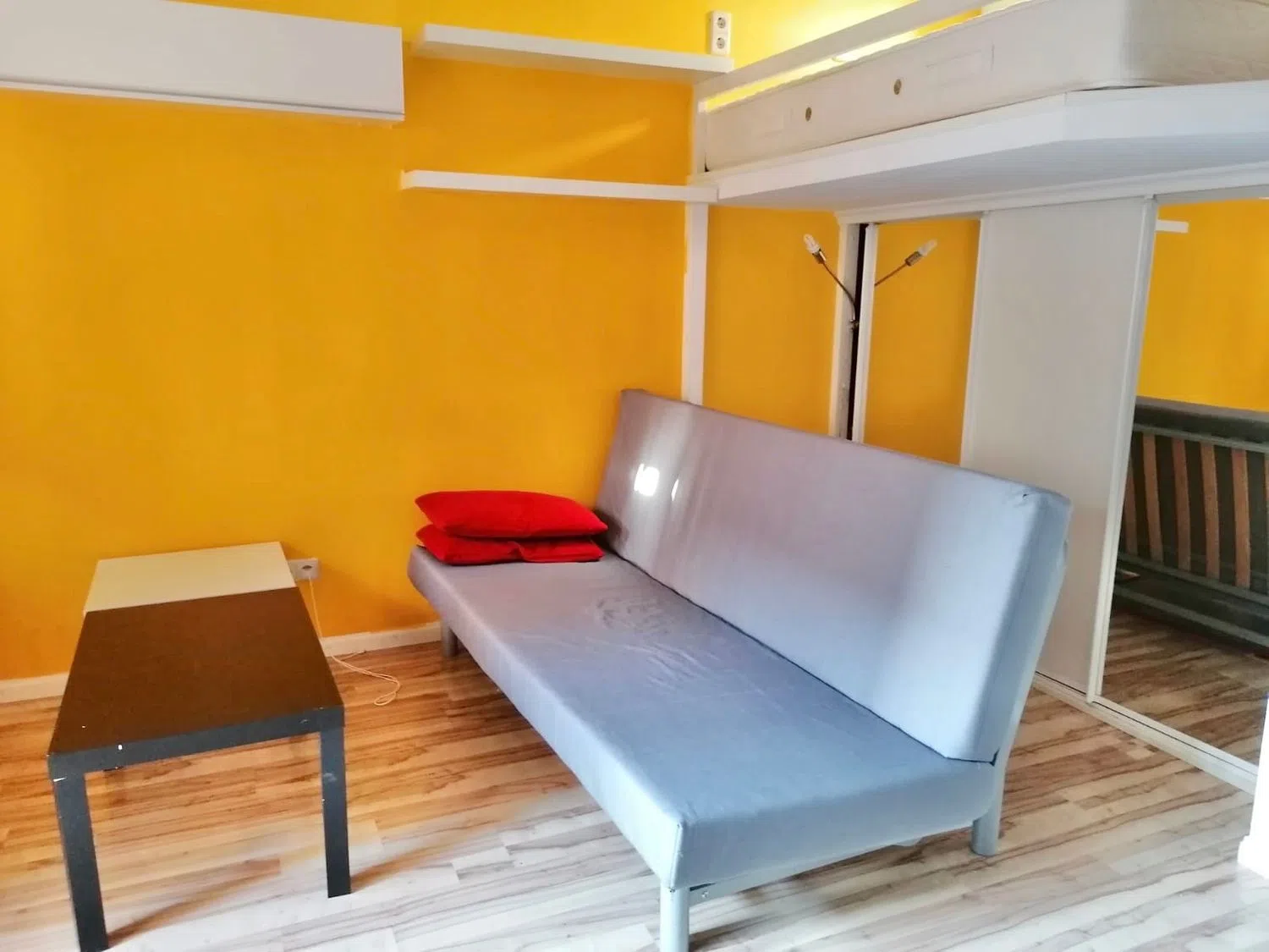Estudio en calle de María de Guzmán, 4 - Foto 3