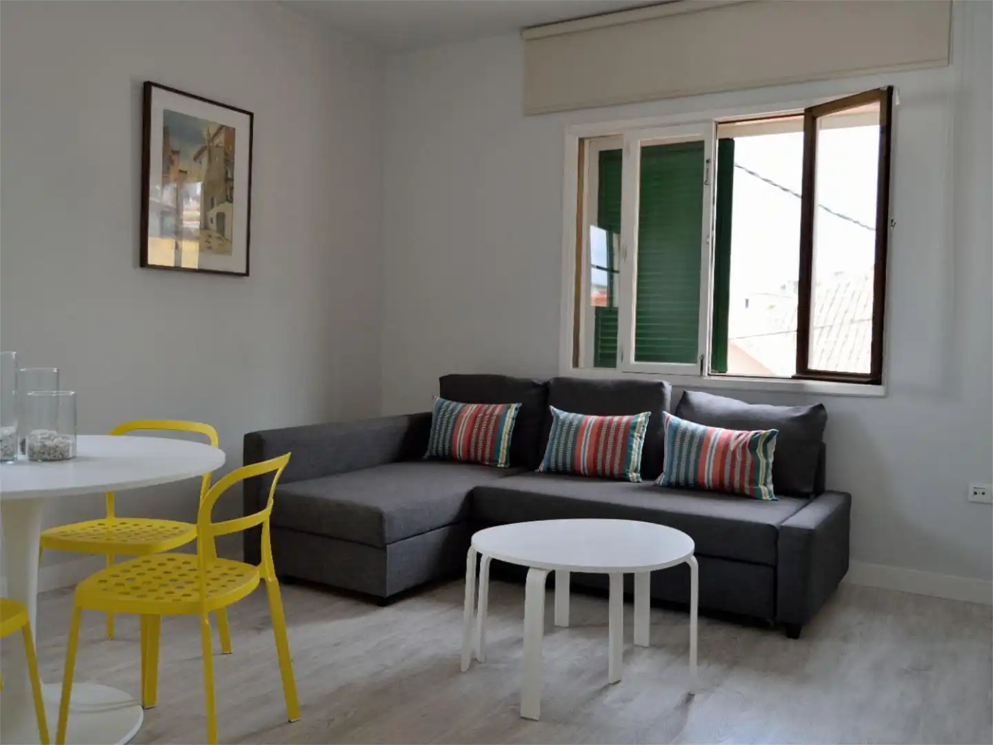 Piso en  Calle Campoamor 8