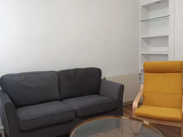 Piso en calle de García de Paredes, 19