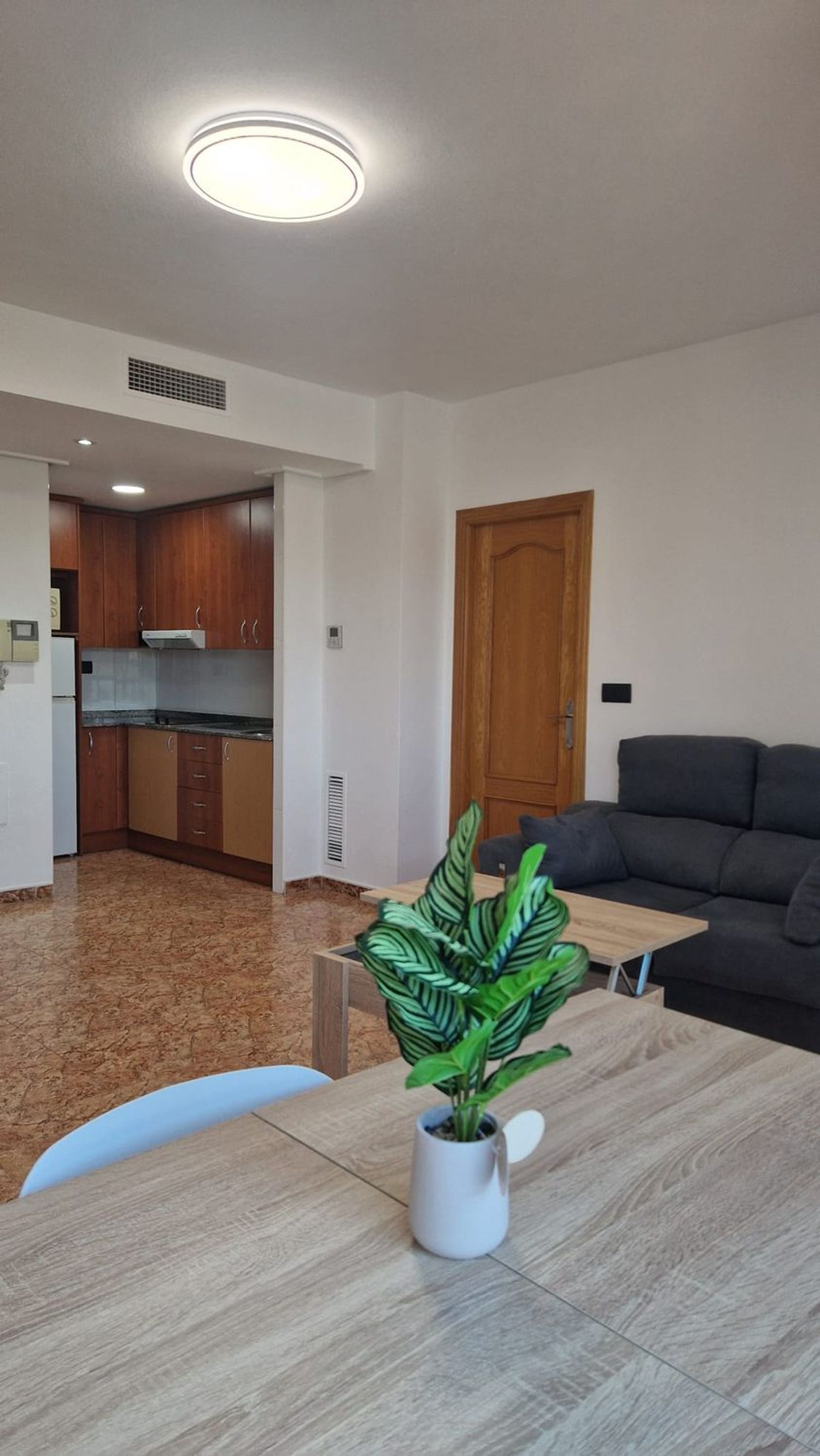 Piso en avenida Don Juan de Borbon, 3 - Foto 5