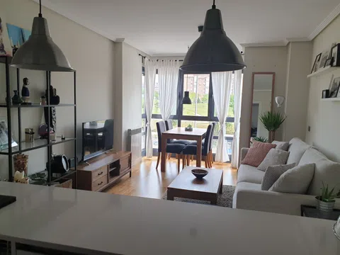 Piso en calle Rabanal del Camino, 11