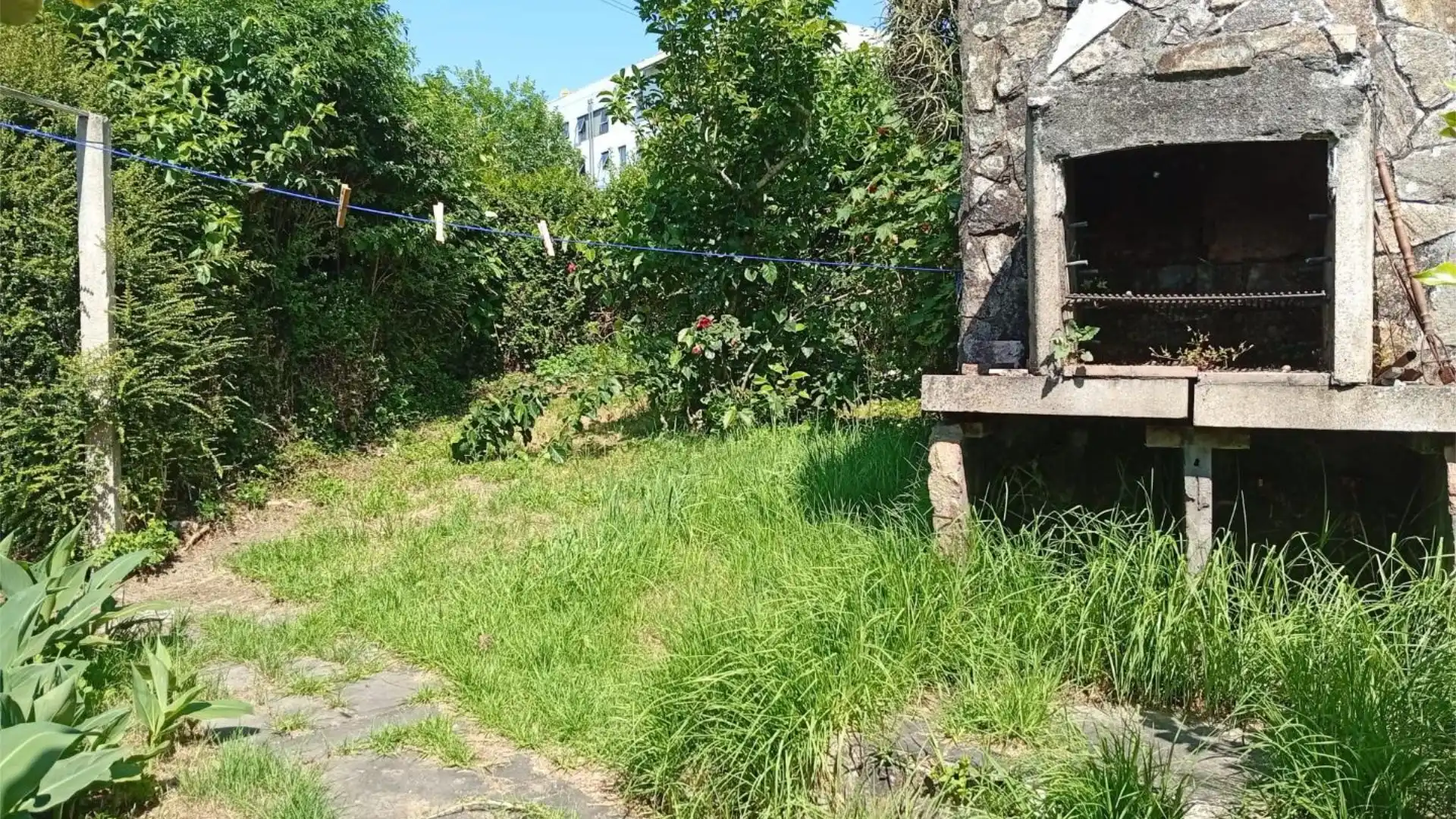 Casa adosada en  Rúa de Lamas de Abade 73 - Foto 3