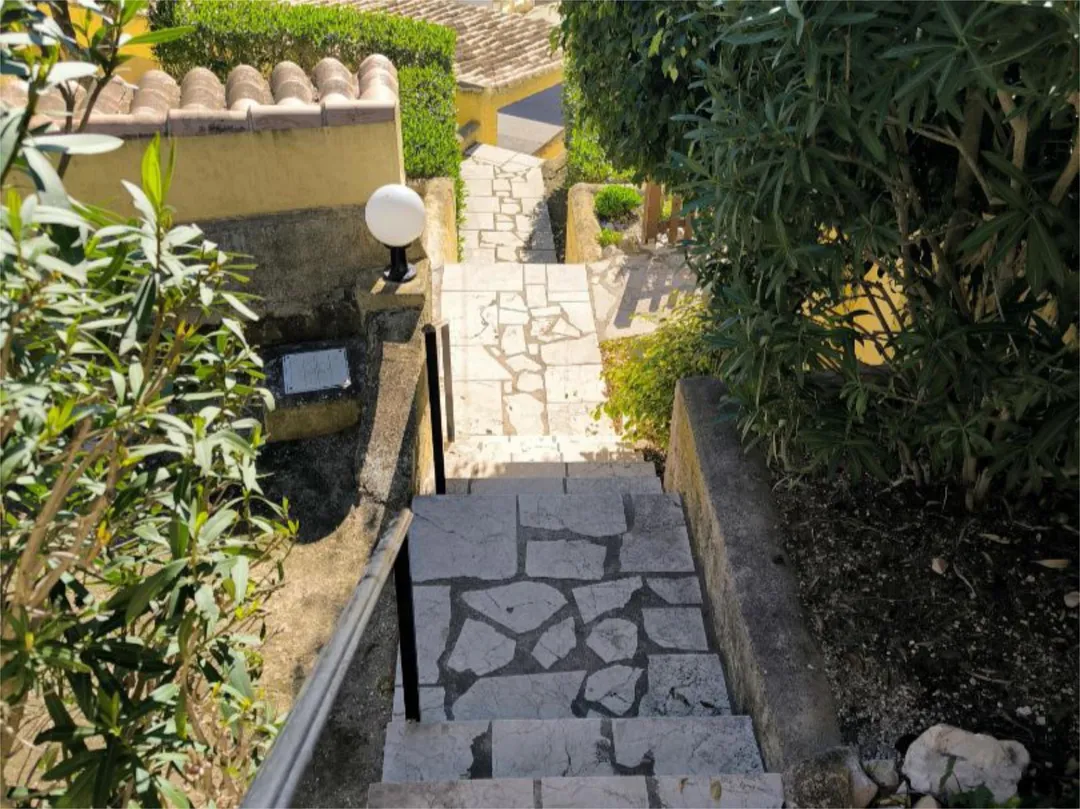 Casa adosada en  Avenida de Madrid 36 - Foto 8