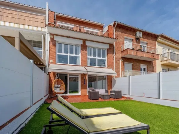 Chalet pareado en Calle de Joan Oliver Pere Quart, 39 - Foto 1