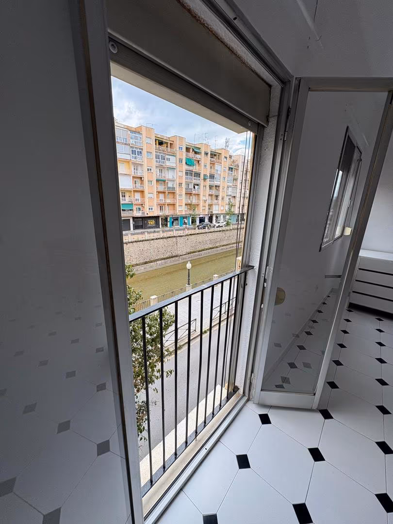 Piso en  Calle Ribera del Genil 15 - Foto 6