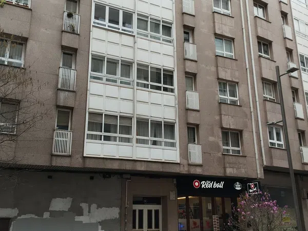 Piso en avenida de Vilagarcía, 12 - Foto 1