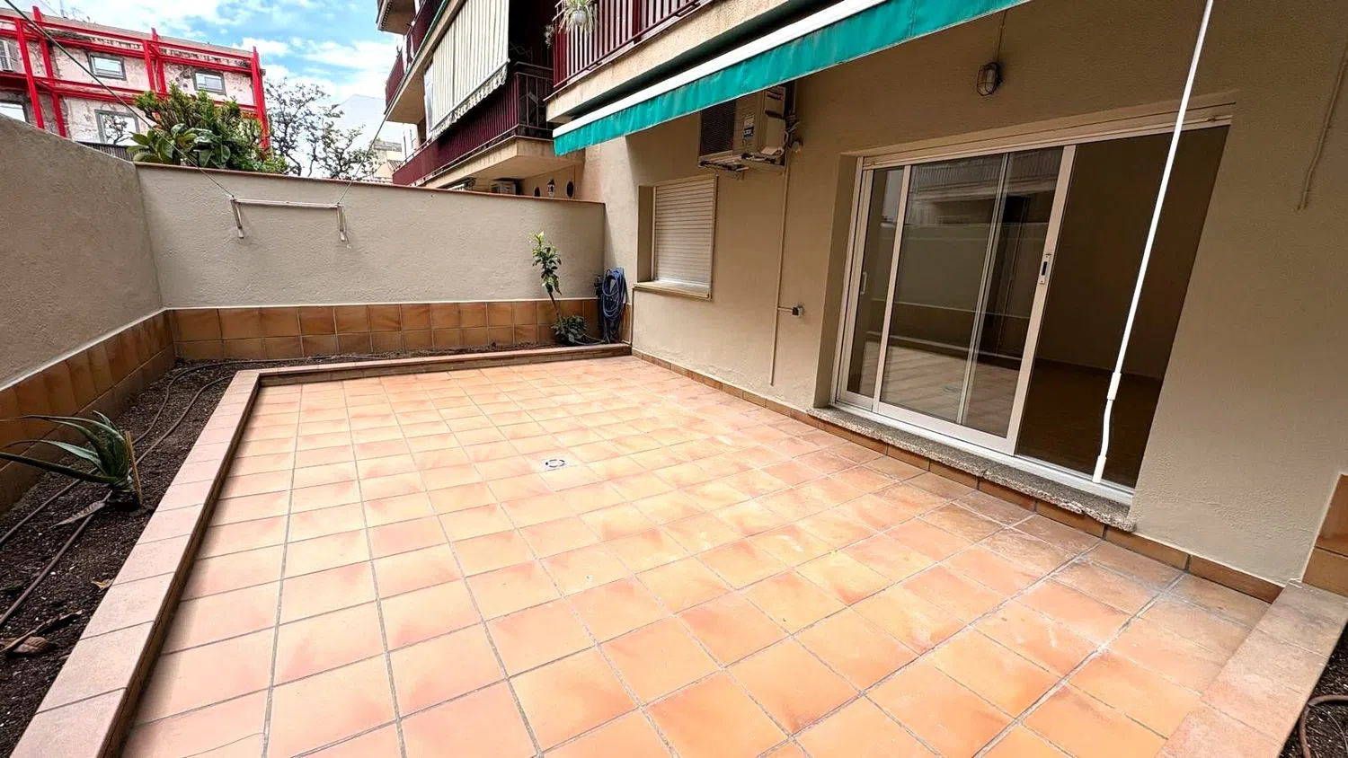 Piso en calle Sant Josep de Calassanç, 15 - Foto 1