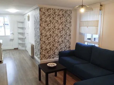 Ático en ronda de Outeiro, 16