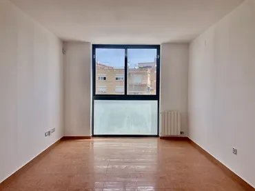 Piso en  Carrer de la Indústria 36 - Foto 2