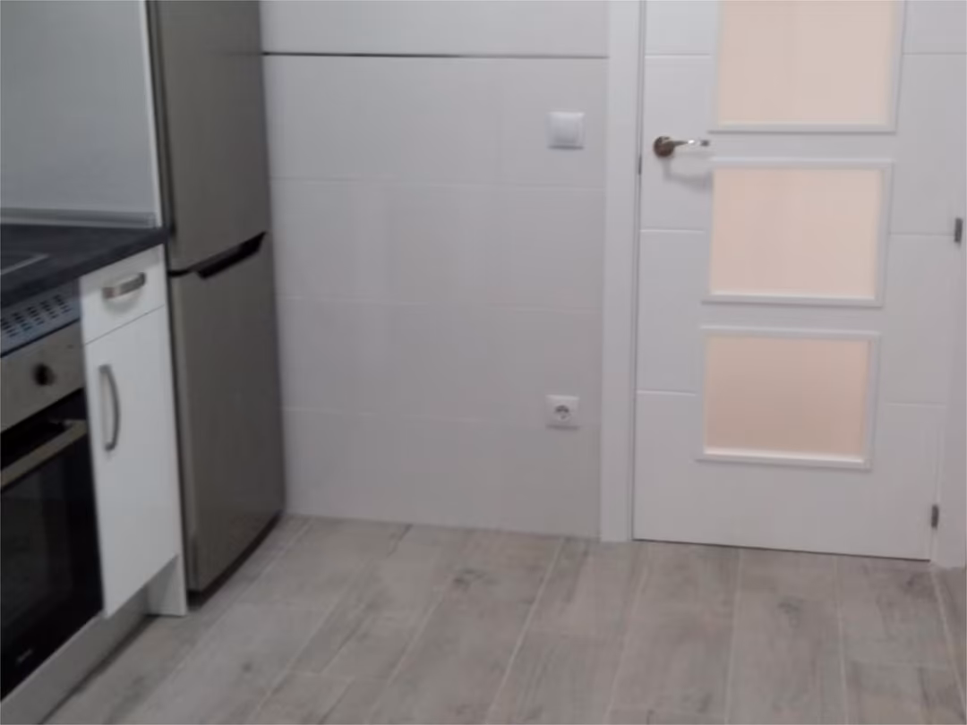 Piso en  Calle Sapporo 22 - Foto 2