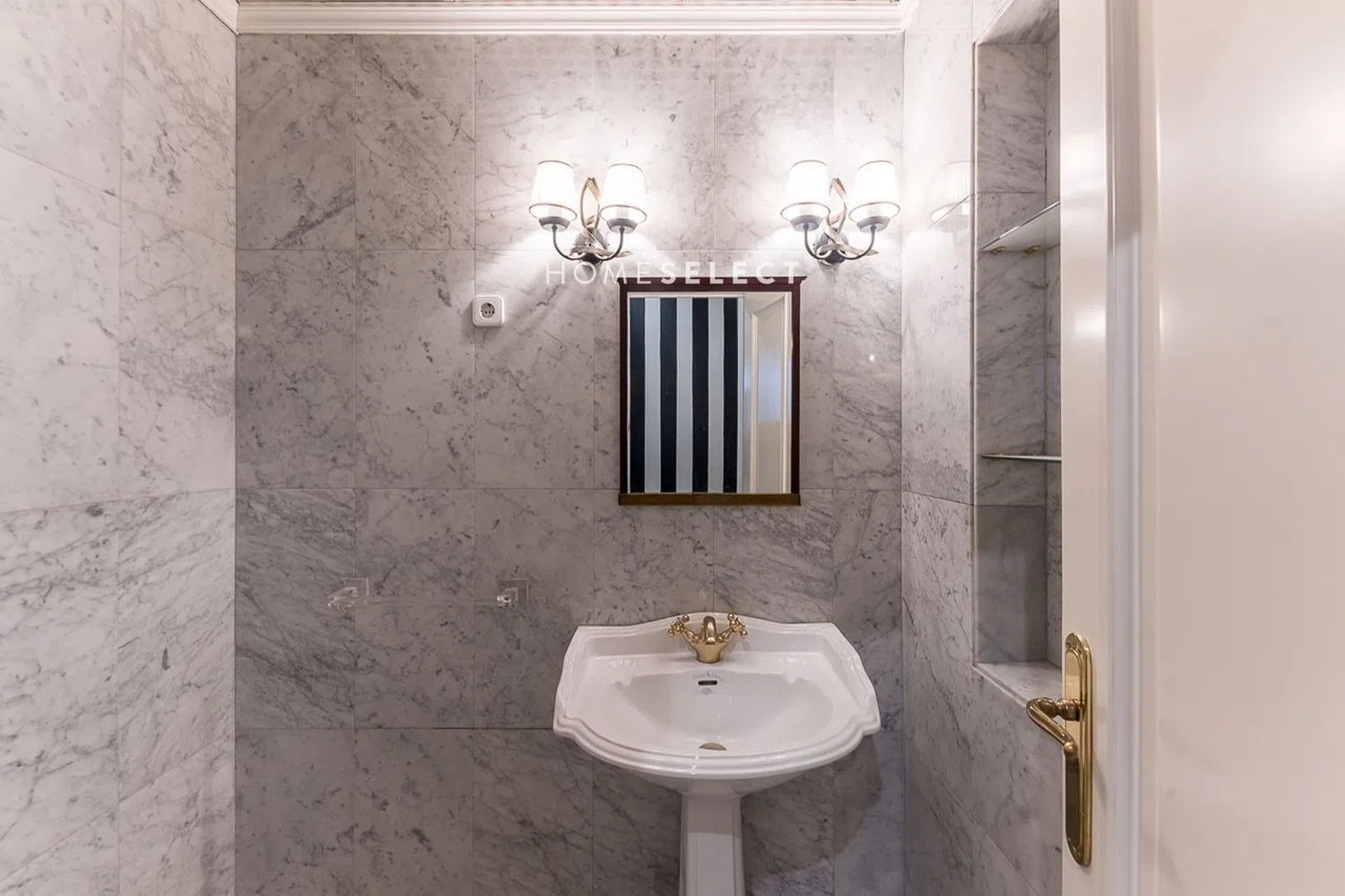 Piso en calle de Alfonso XII - Foto 14