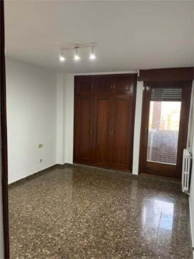 Piso en Zona Gomez Laguna - Foto 3