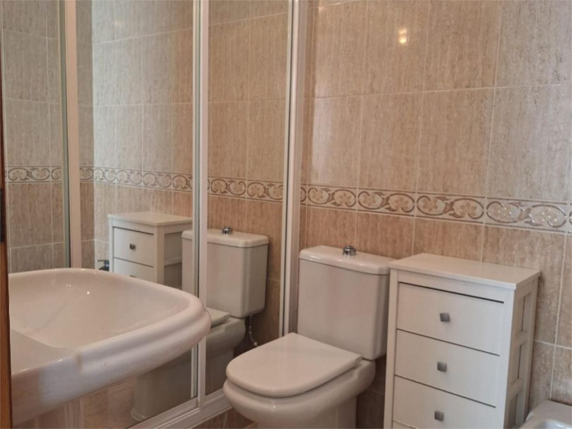 Piso en  Calle Foguerer José Angel Guirao 5 - Foto 8