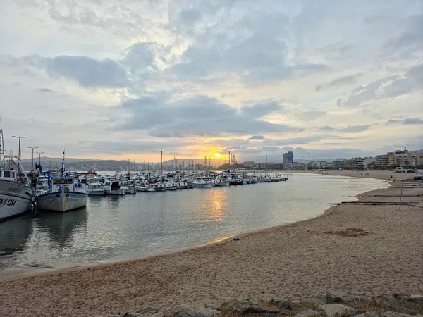 Dúplex en Calle Empordà, 6, Centre-El Pedró - Foto 1