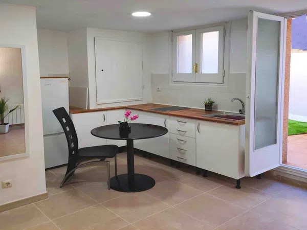 Estudio en calle Cristòfol Mestres, 22 - Foto 2