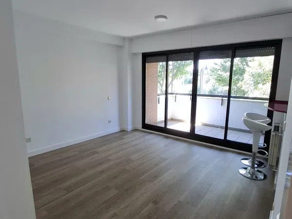 Piso en Calle de Grecia, 1, Zona Avenida Europa - Foto 4