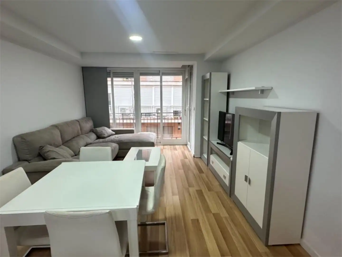 Piso en  Calle Gómez Cortina 8 - Foto 5