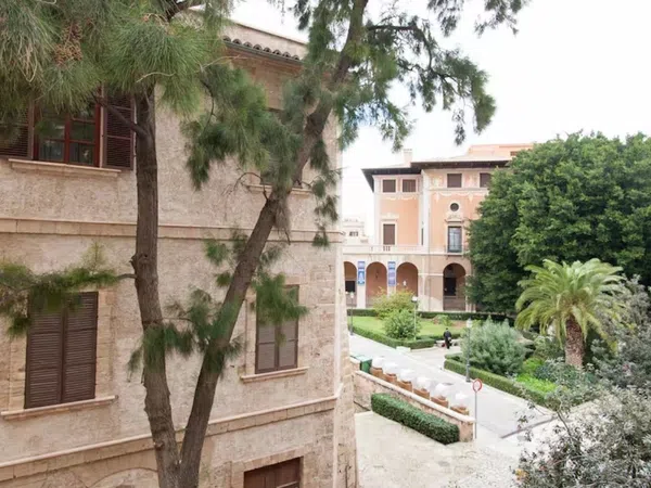 Piso en calle del Palau Reial, 25 - Foto 4